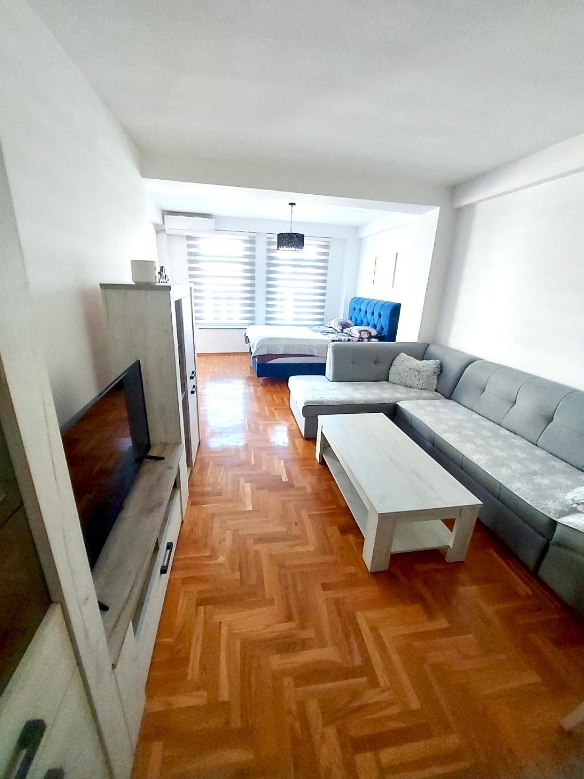 Apartman City Center 4-Setaliste Πριέντορ Εξωτερικό φωτογραφία